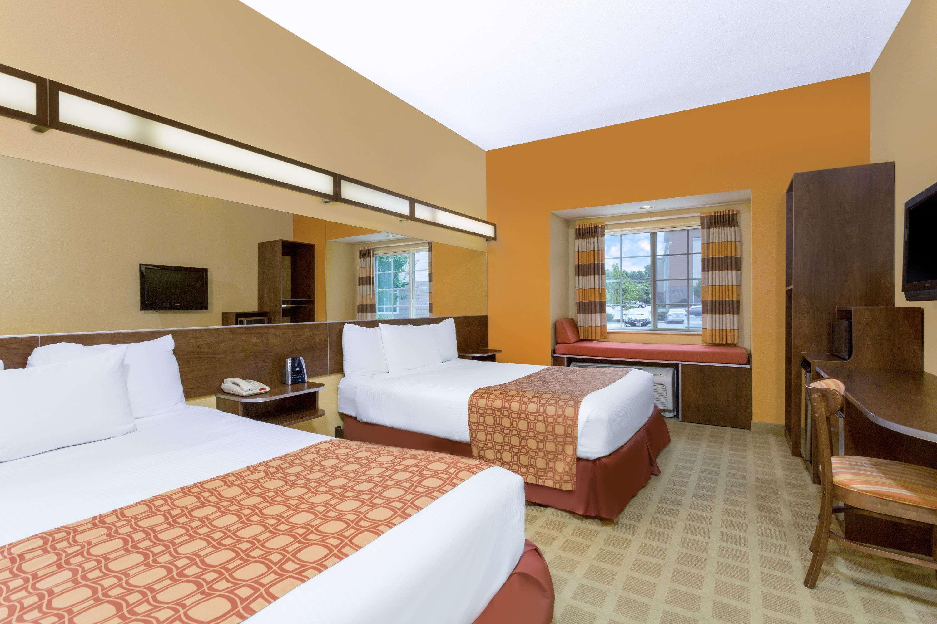 Microtel Inn & Suites By Wyndham University Medical Park Greenville Exterior foto
